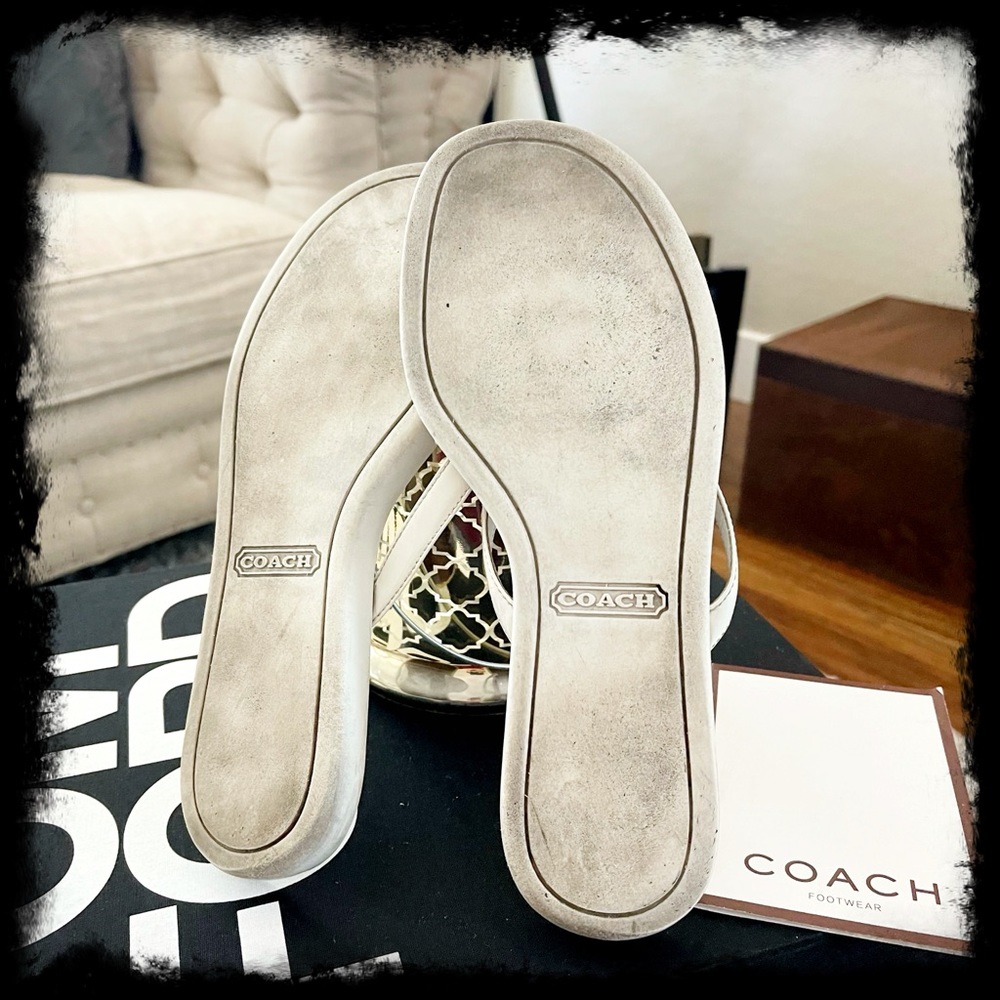 COACH flip flops with flower - Picture 2 of 4